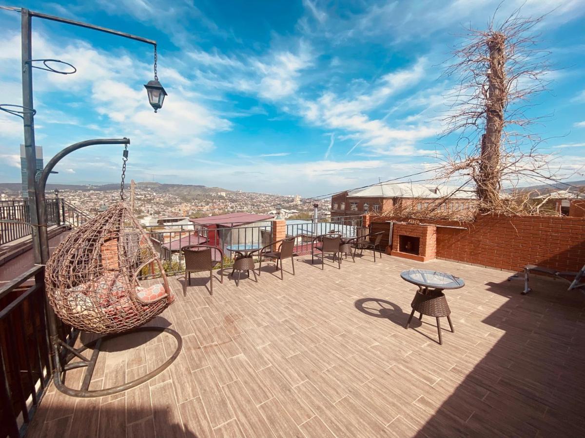 9 Borbalo Street Apartment With Terrace Tbilisi Eksteriør bilde